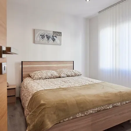 Apartment A L'ombre Du Pin 